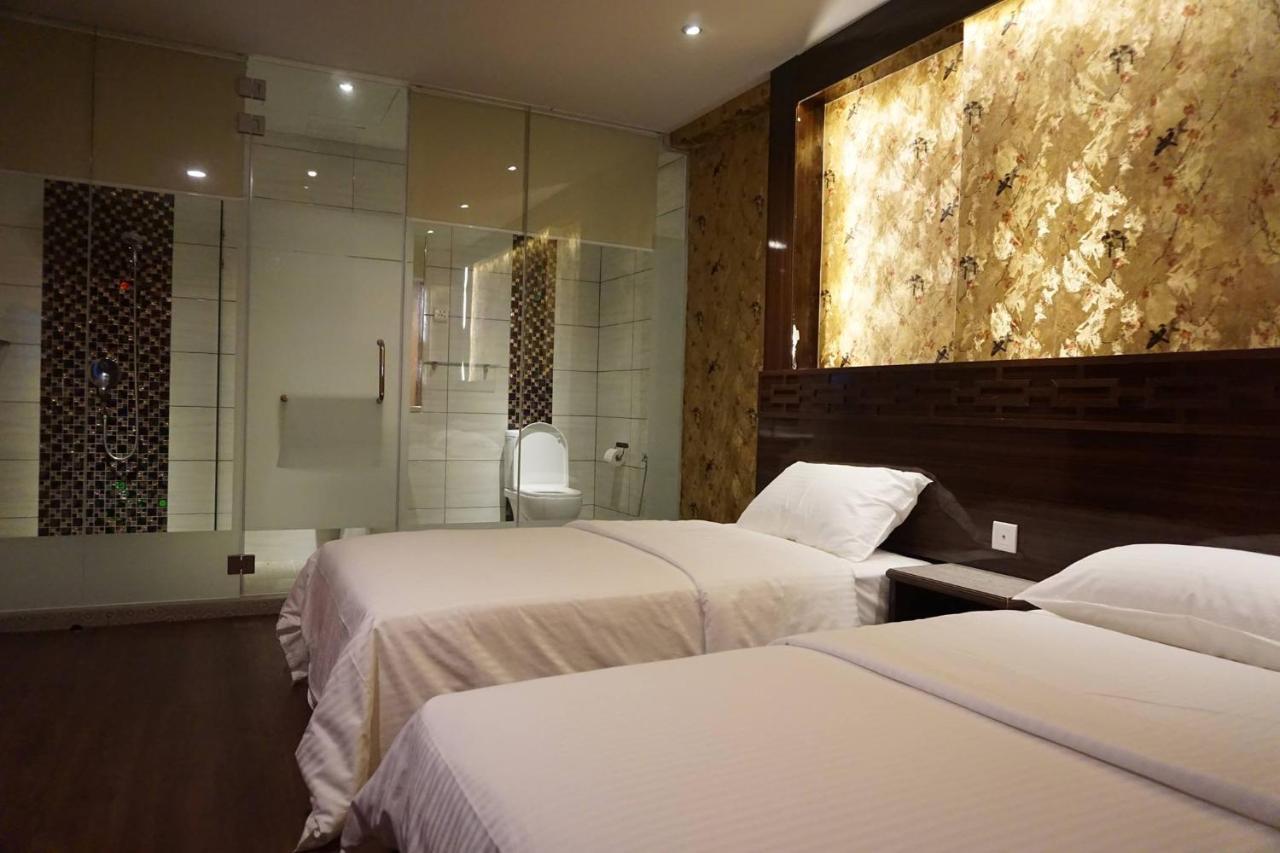 Apple Hotel Penang George Town Exteriör bild