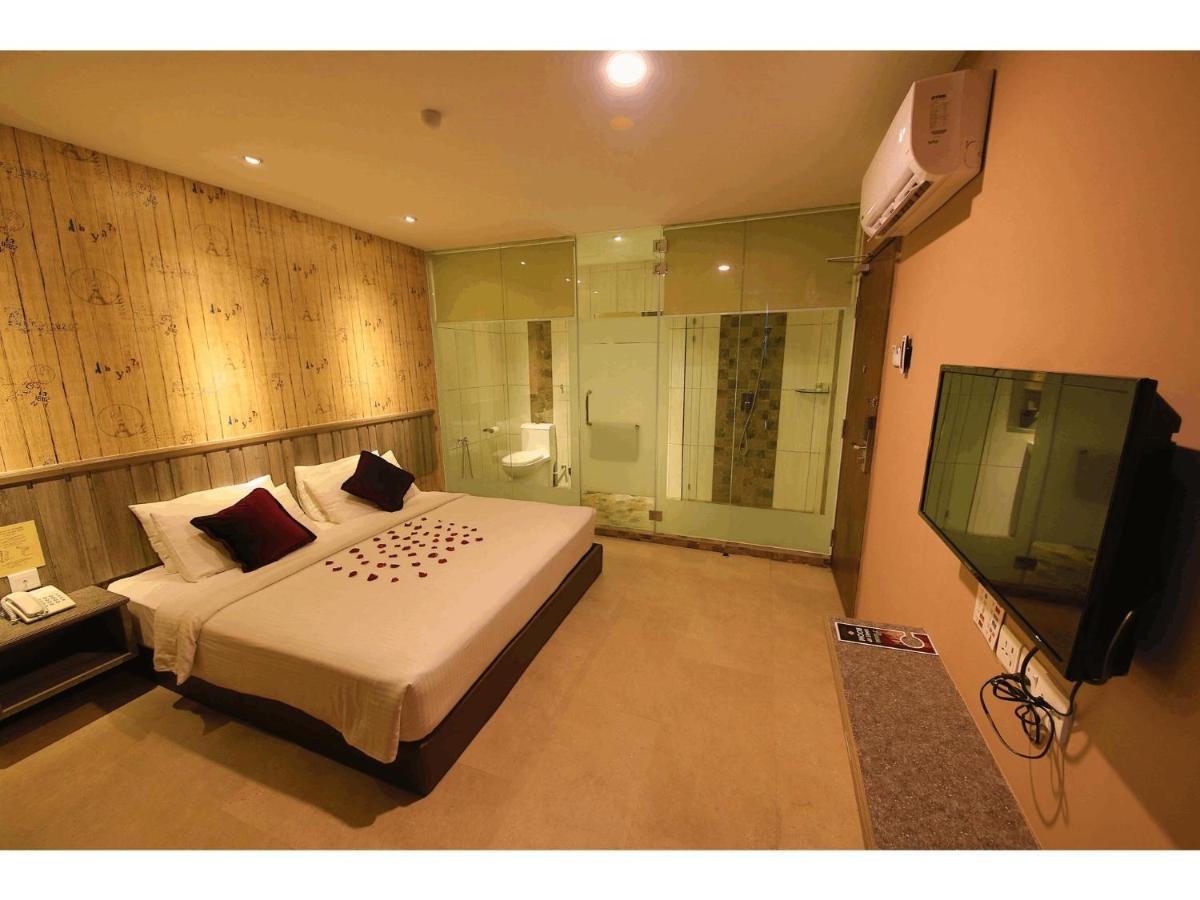 Apple Hotel Penang George Town Exteriör bild