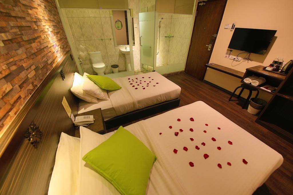 Apple Hotel Penang George Town Exteriör bild
