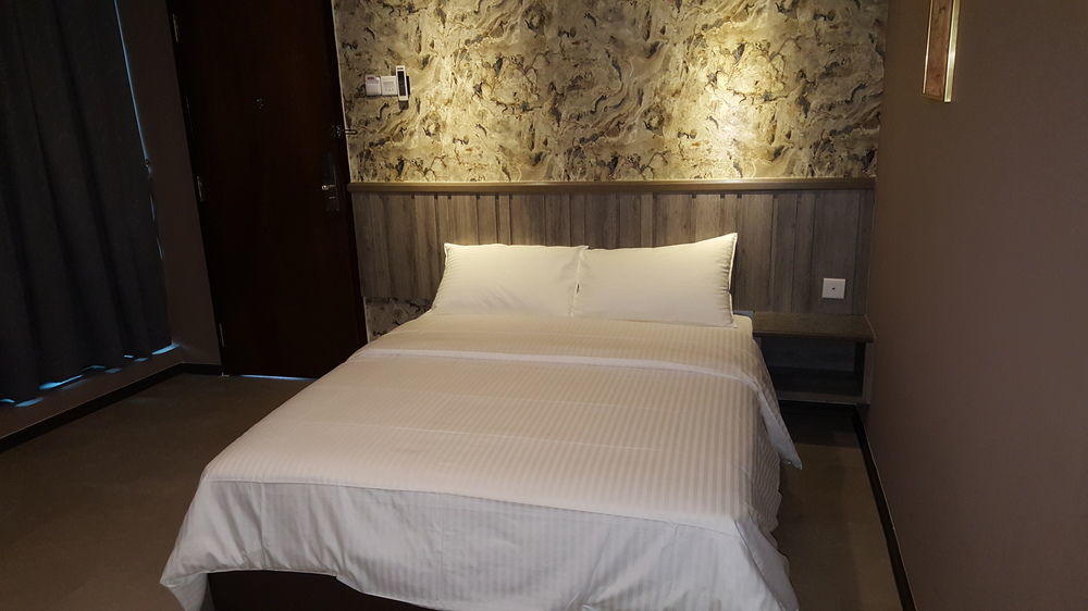 Apple Hotel Penang George Town Exteriör bild